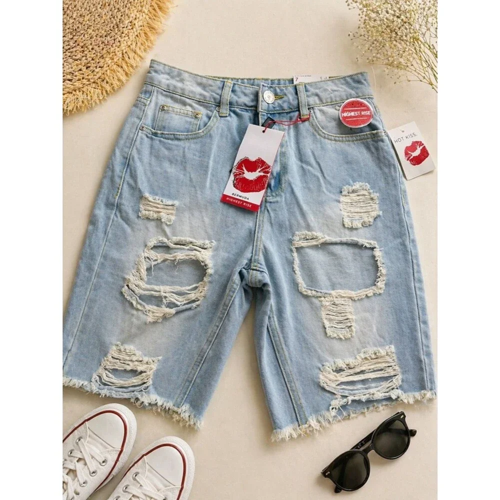 Hot Kiss Distressed High-Rise Bermuda Denim Shorts – Size 7